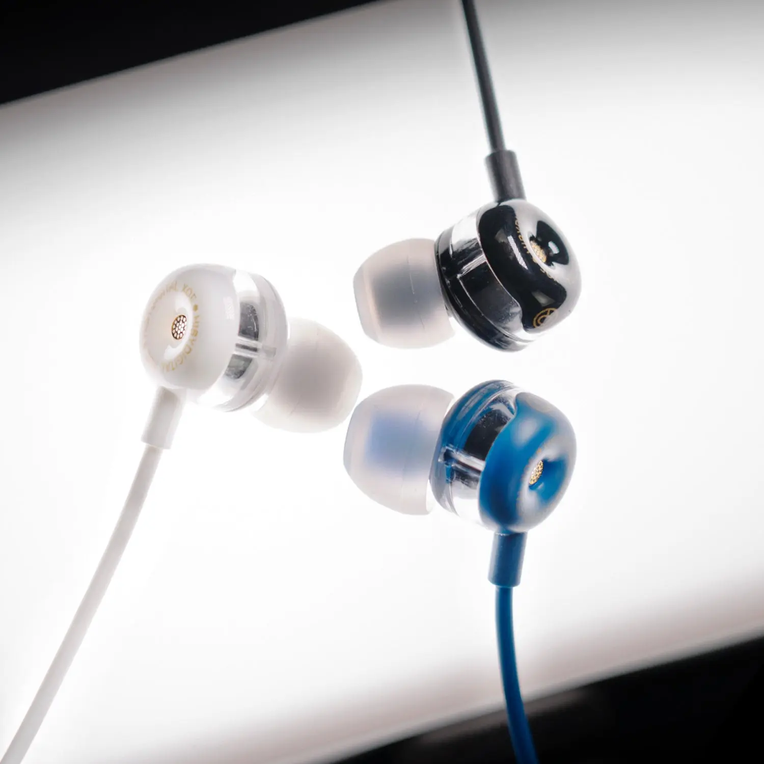 HiBy Digital XOE - DLC Dynamic HiFi Earphones - Image 4